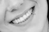 How to get naturally whiter teeth